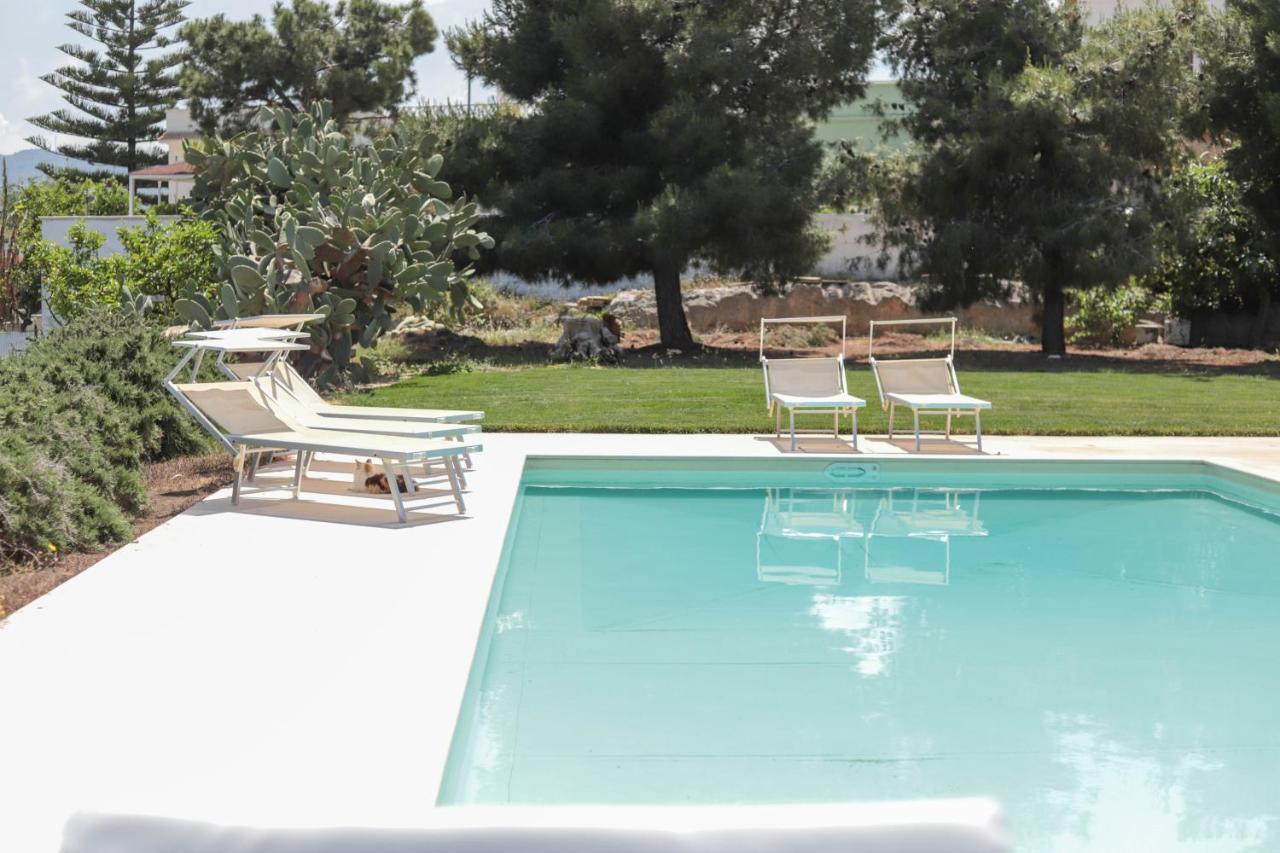 Villa Dyria Exclusive Swimming Pool โมโนโปลี ภายนอก รูปภาพ